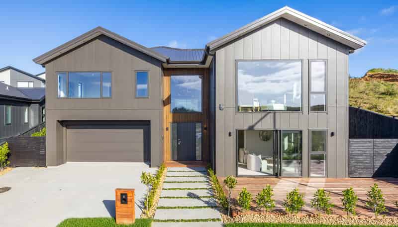 9 Halcyon Bay Lane, Orewa