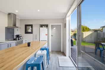 5 Hargest Crescent, Saint Kilda