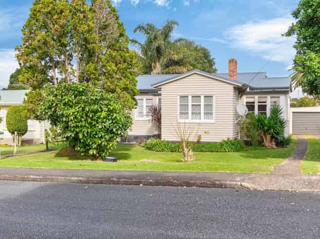 23 Cairnfield Road, Kensington