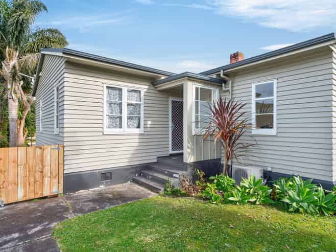 23 Cairnfield Road, Kensington