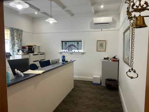 Flexible Medical Consult Space