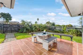 1/133 Botany Road, Botany Downs