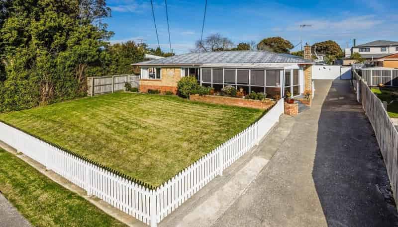 15 Fields Road, Manurewa