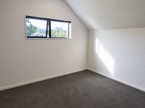 8/40 Norwich Street, Linwood
