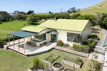 100 Robinson Road, Whangarei Heads