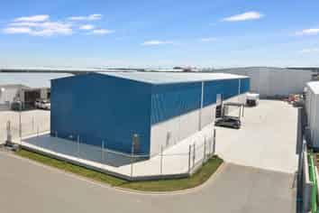Near New Standalone Warehouse + Yard