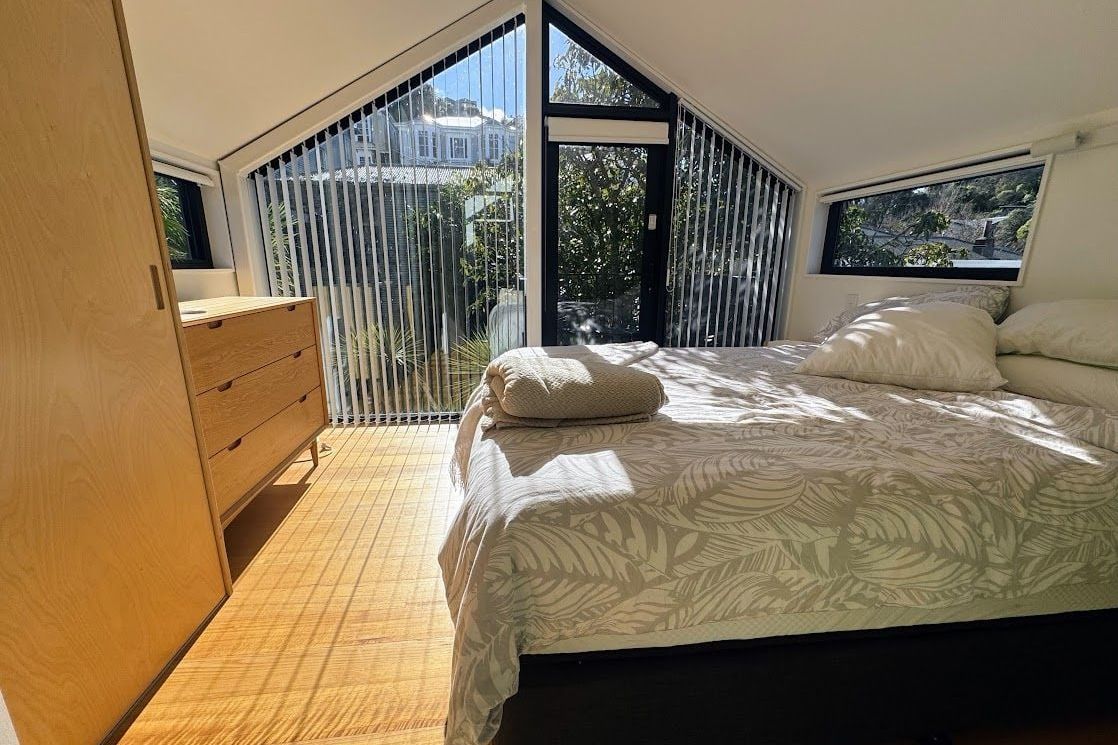 Stylish 4-Bedroom city fringe house - Bild 3