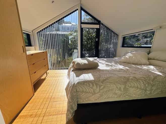 108 Aro Street, Aro Valley