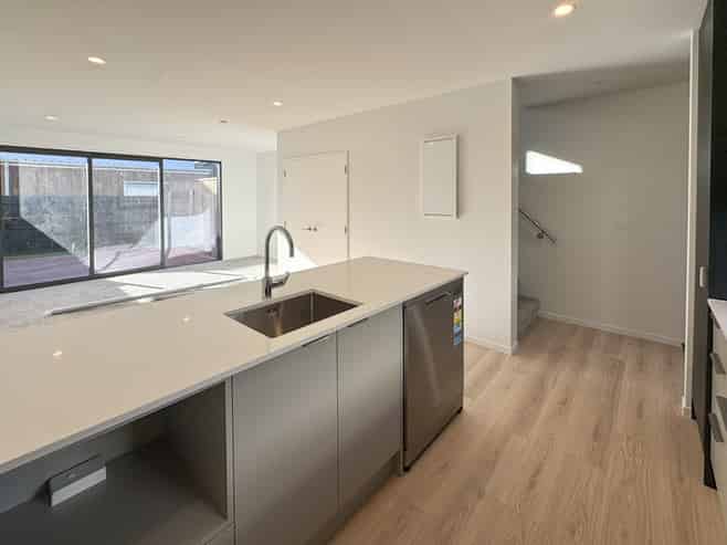 8/94 Geraldine Street, Edgeware