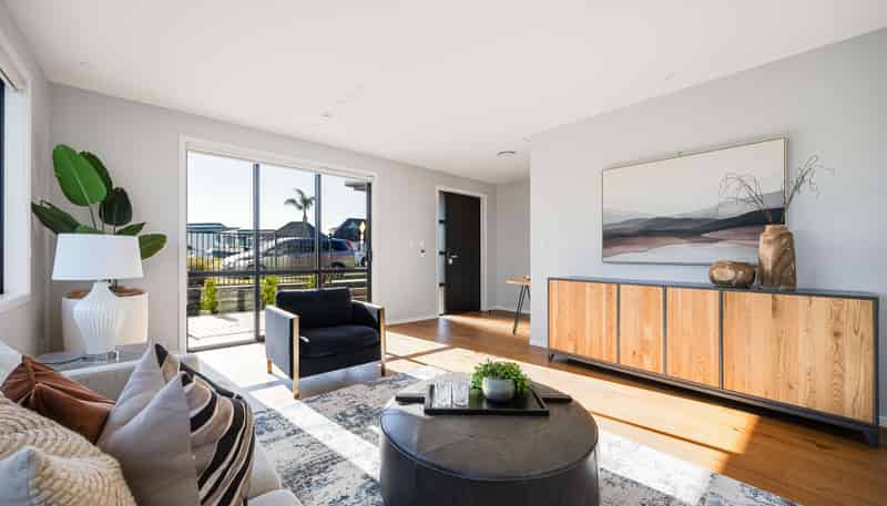 2 Picnic Point Road, Hobsonville