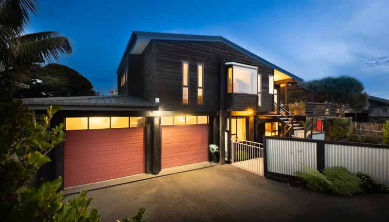 2 Tahi Road, Paraparaumu Beach