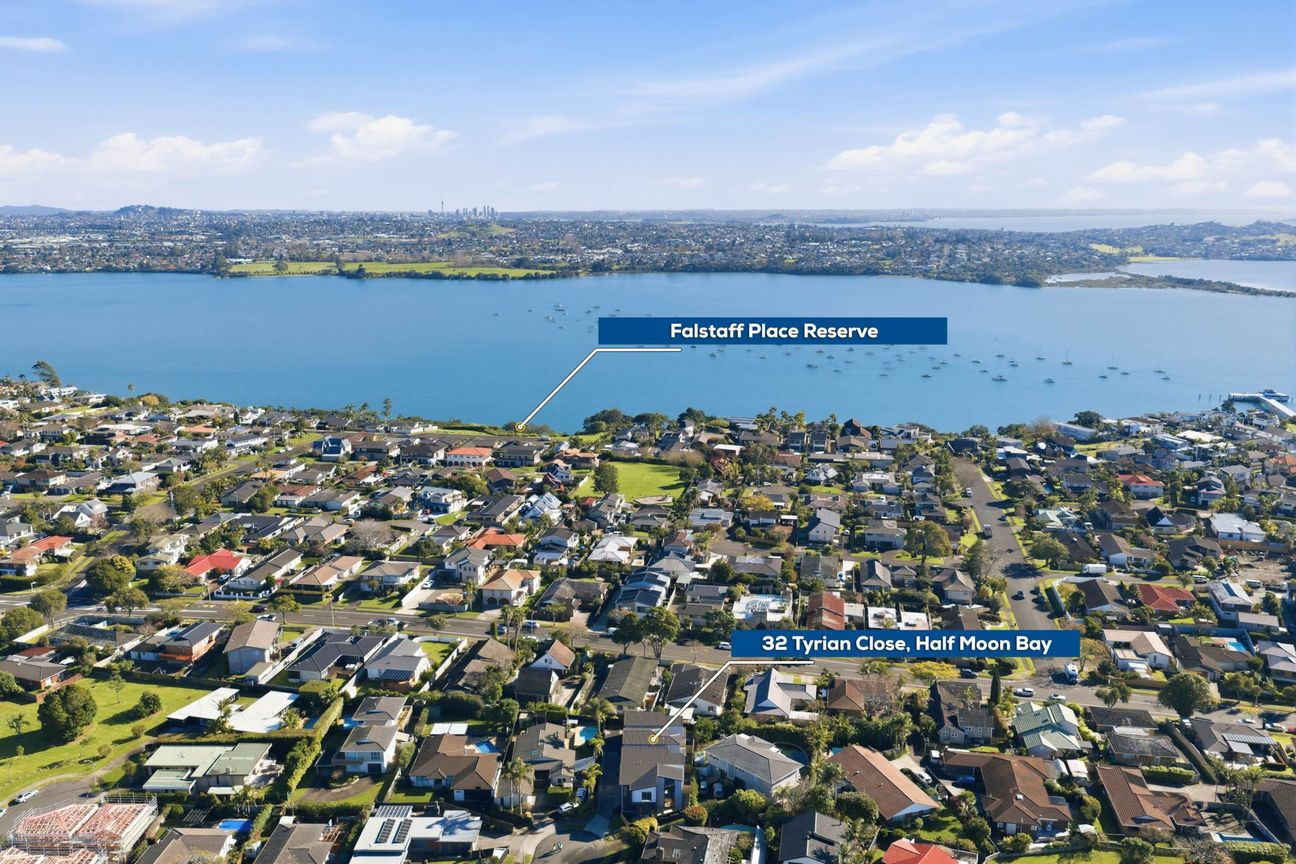 Elite School Zones, Coastal Luxury & Brand-New - Meer