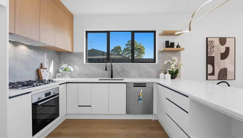 32C Tyrian Close, Half Moon Bay