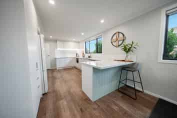 708 Queens Drive, Waikiwi