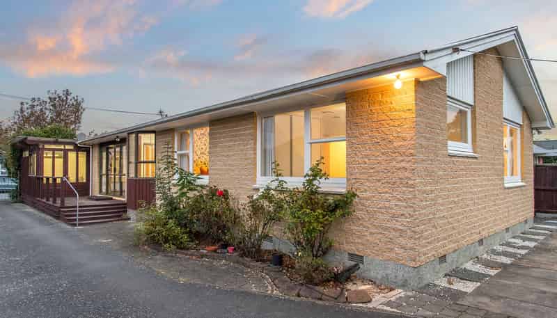 11 Dunster Street, Burnside