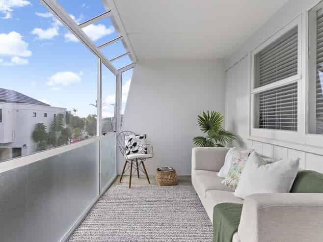 2/4 Cecil Road, Milford