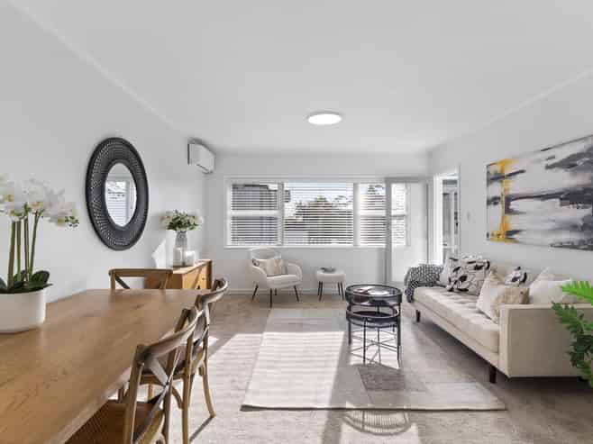 2/4 Cecil Road, Milford