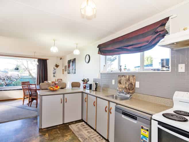 11 Newbie Street, Heidelberg