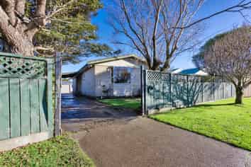 11 Newbie Street, Heidelberg