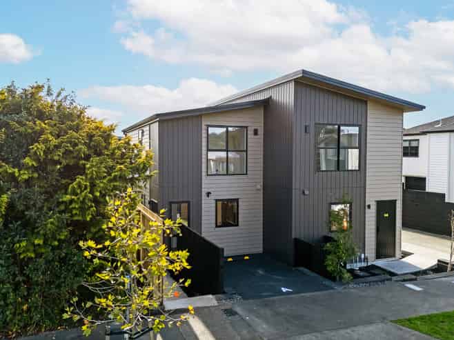 16a Geneva Place, Blockhouse Bay