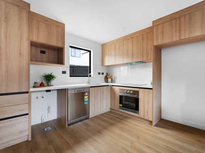16a Geneva Place, Blockhouse Bay