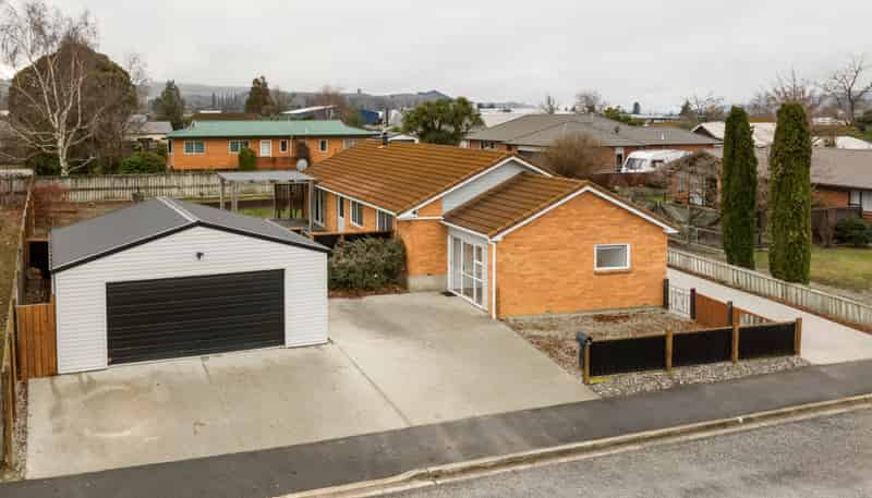 4 Orchard Place, Cromwell