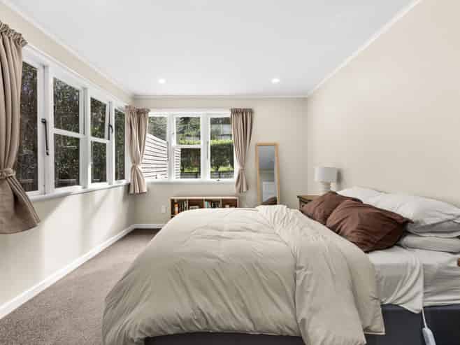 2 Main Street, Bluff Hill