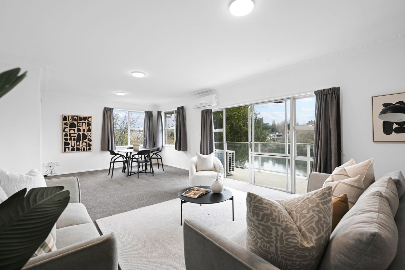 River Views Without the Million-Dollar Price Tag - Aanzicht 5