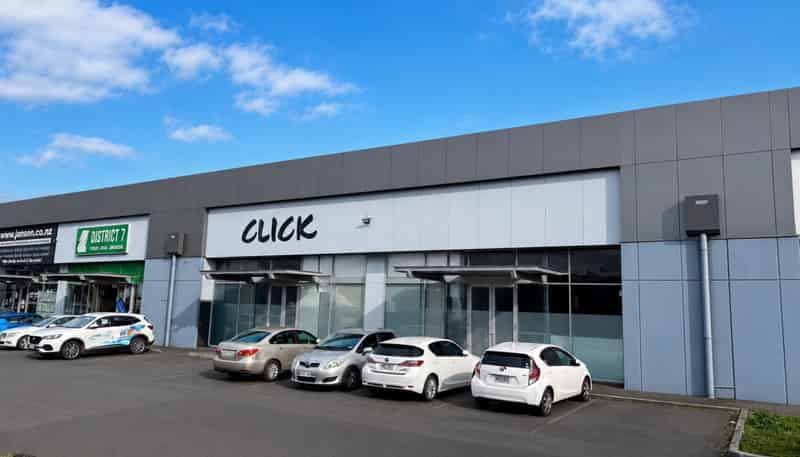 5 and 6/624 Rosebank Road, Avondale