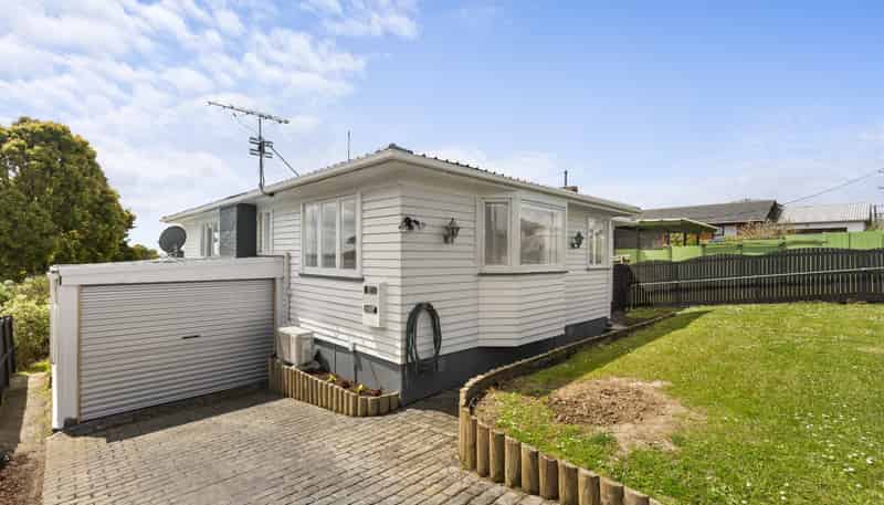 5 Blease Street, New Lynn