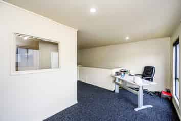 272sqm Modern Industrial Unit For Lease