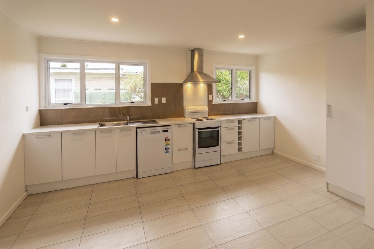 Spacious Family Living Backing Onto Parrs Park - Ansicht 3