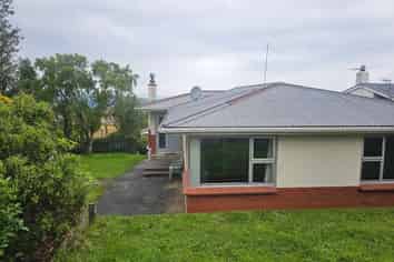 55 Salmond Street, Halfway Bush
