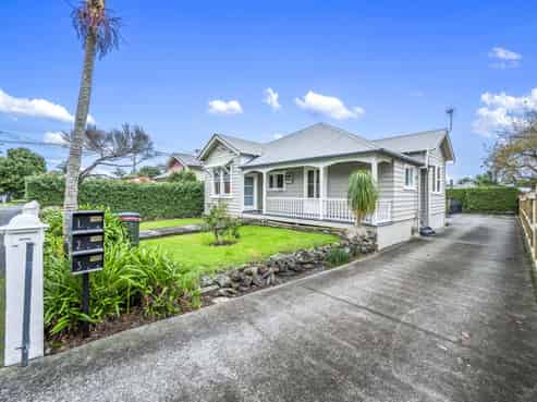 Character Mt Eden investment in three flats