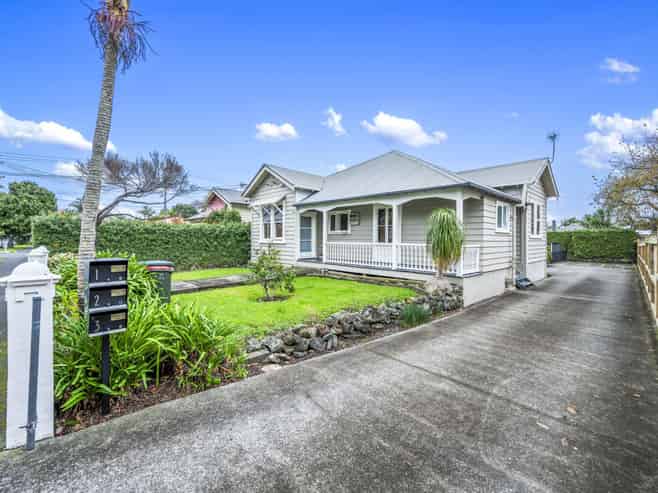 Character Mt Eden investment in three flats