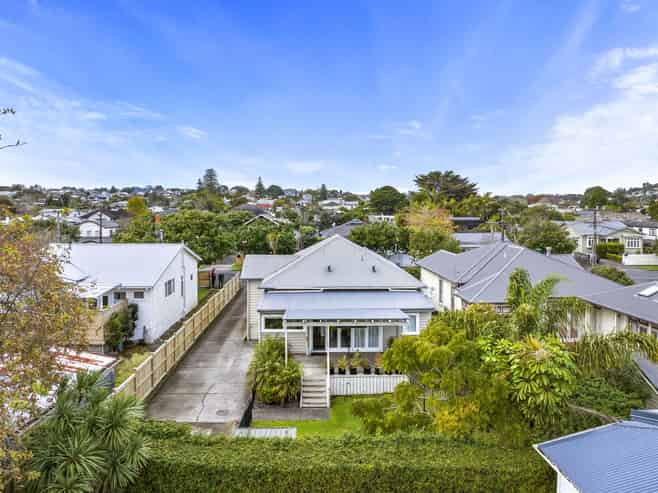 Character Mt Eden investment in three flats