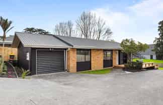 2/238 Sunset Road, Windsor Park