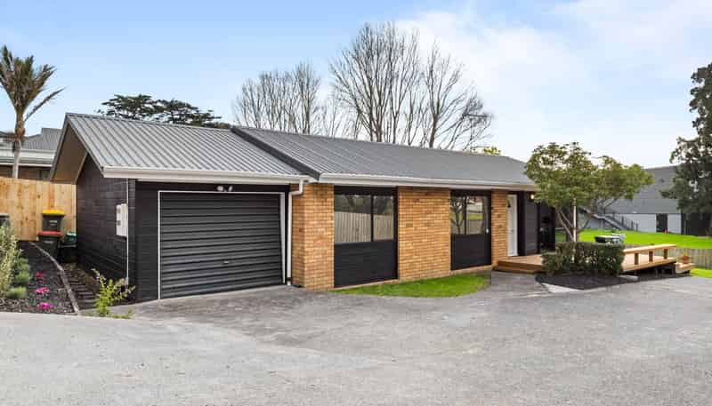 2/238 Sunset Road, Windsor Park