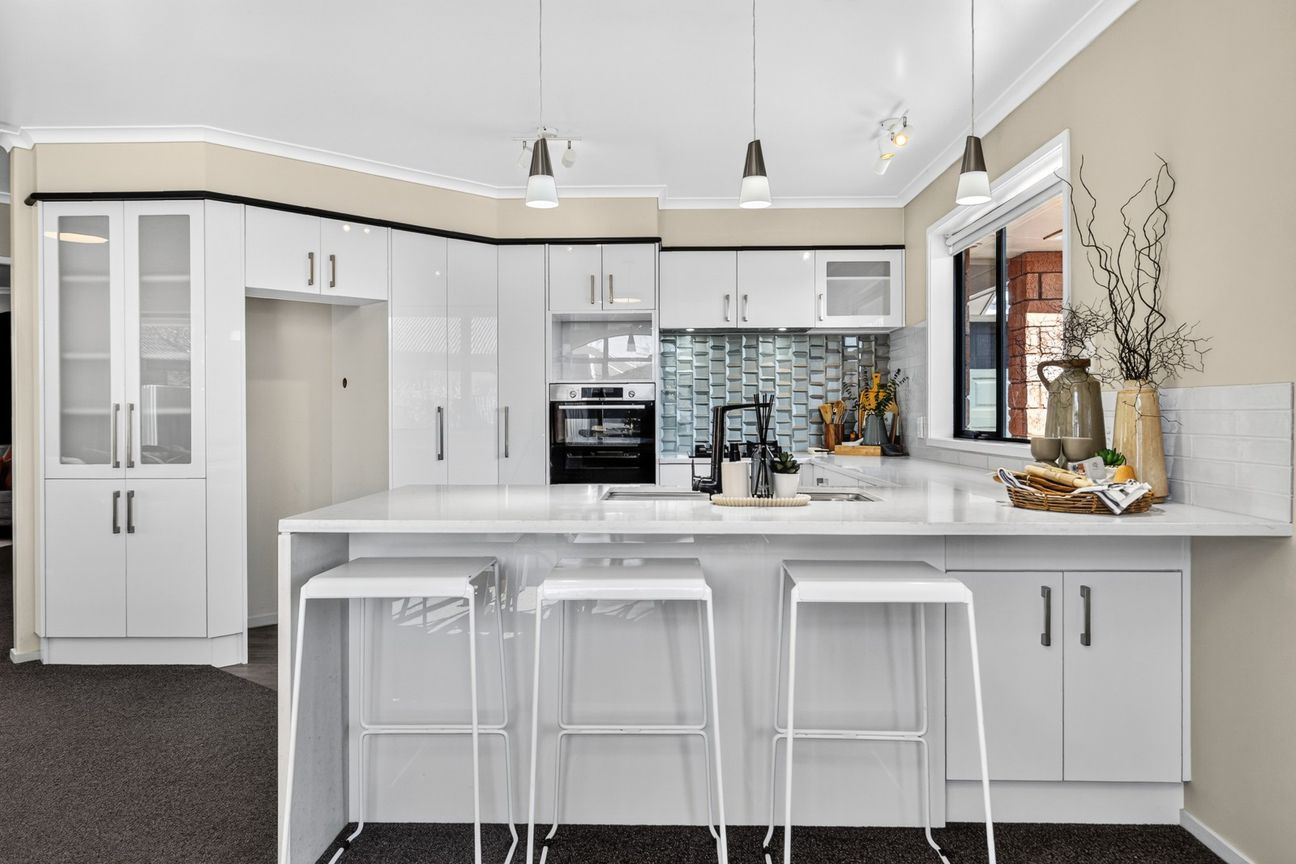 Spacious Family Living - Vista 2
