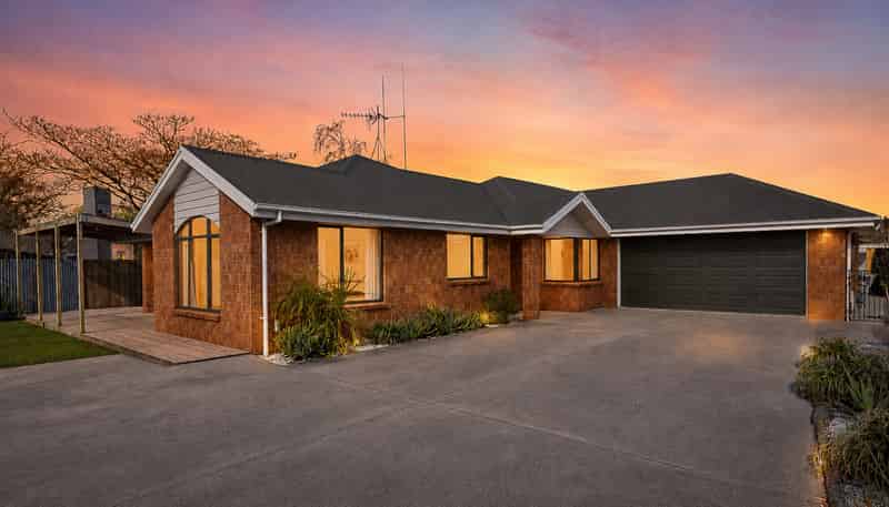 94 Wentworth Drive, Rototuna North