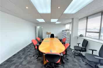 Tidy Office Space on The Peninsula