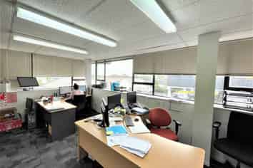 Tidy Office Space on The Peninsula
