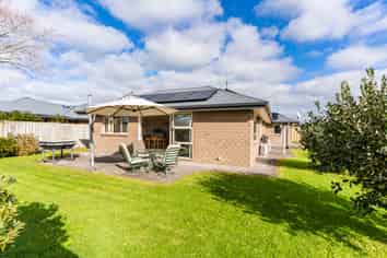 11 Lowburn Avenue, Waipu
