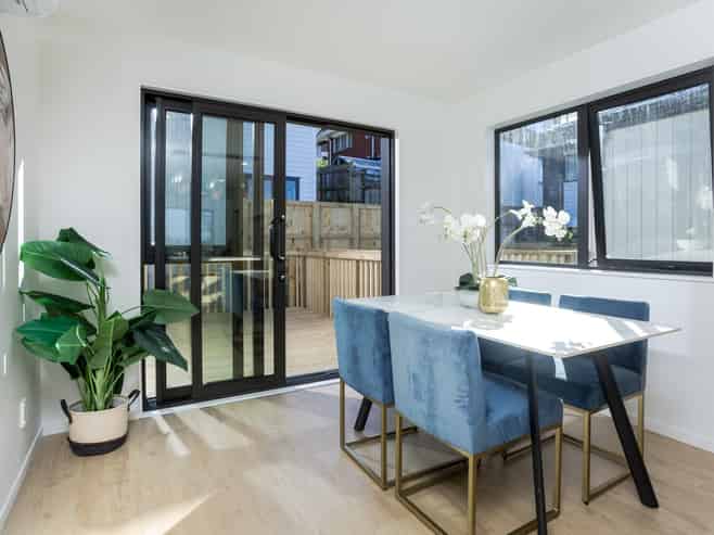 81A Ayton Drive, Totara Vale