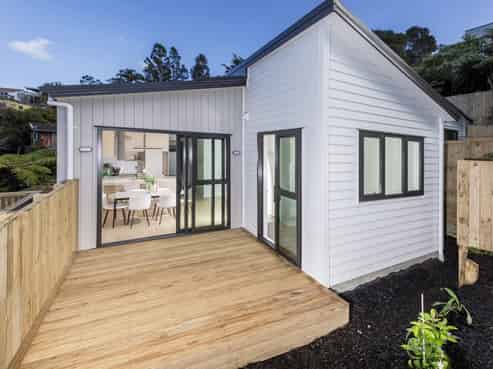 81B Ayton Drive, Totara Vale