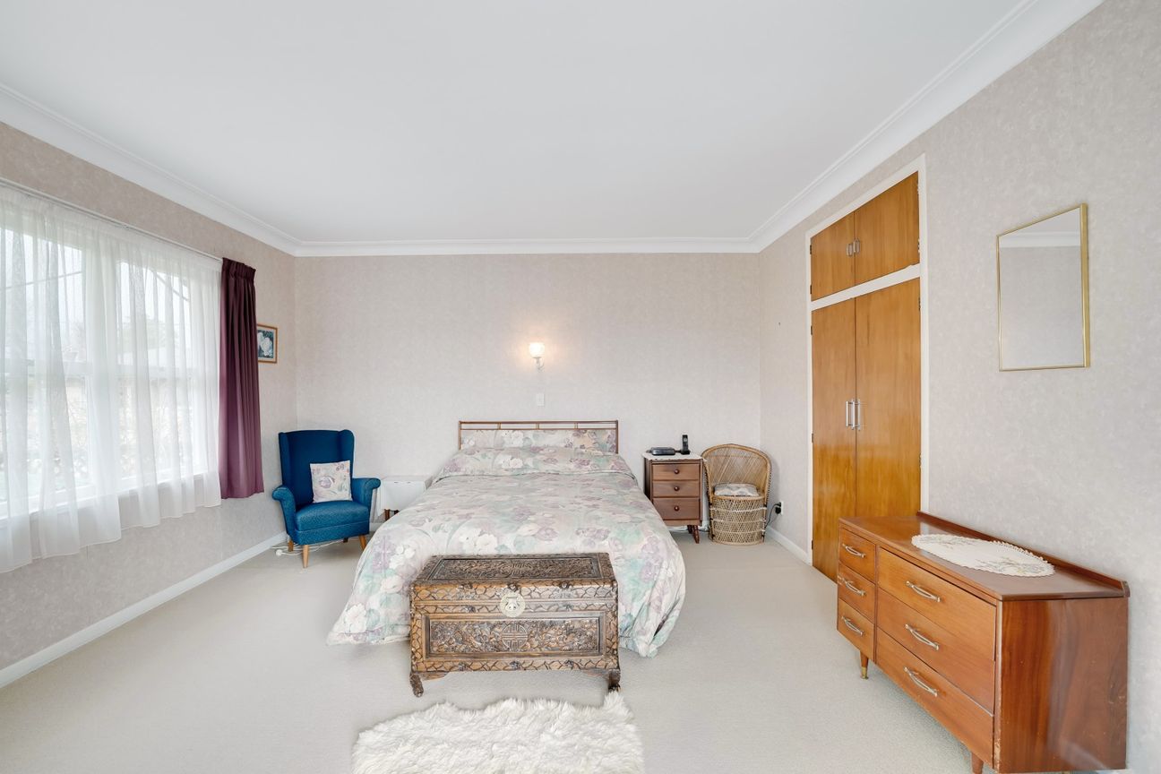 Warm, Welcoming, and Cherished Family Home - Meer