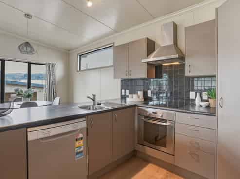 3 Clariton Avenue, Green Island