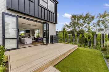 11 O'Neills Road, Swanson