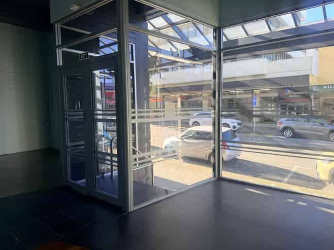 Turnkey Beauty or Retail Opportunity