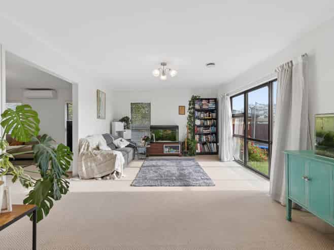 5 Pedlar Place, Conifer Grove